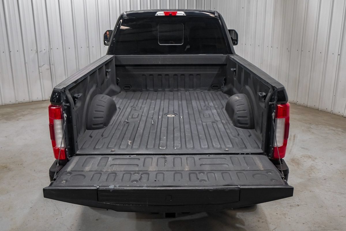 Used 2019 Ford F350 Limited w/ FX4 Off-Road Package AWD/4WD image 59