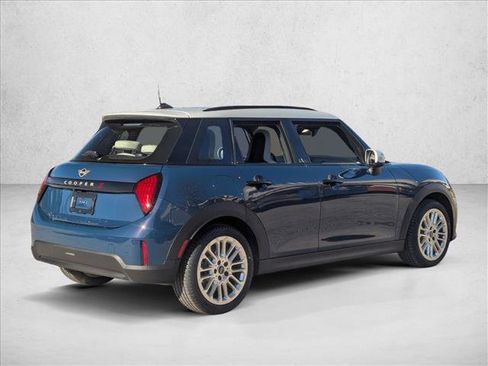 New 2026 MINI Cooper S image 2