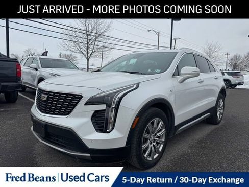 Used 2022 Cadillac XT4 Premium Luxury w/ Driver Awareness Package image 3