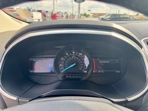 Used 2019 Ford Edge Titanium AWD/4WD image 32