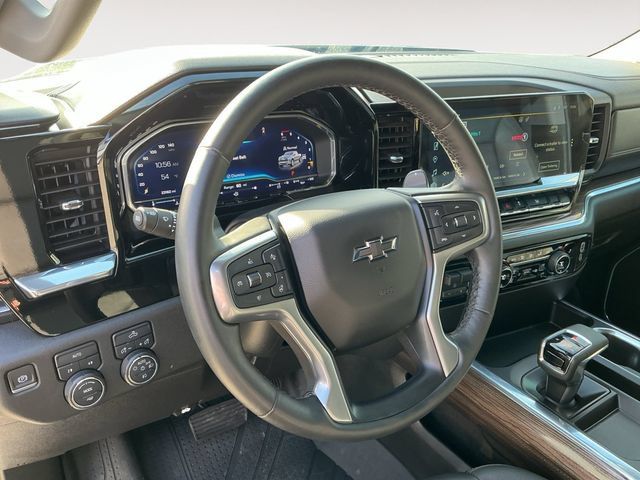 Used 2024 Chevrolet Silverado 1500 RST w/ True North Edition Plus AWD/4WD image 10
