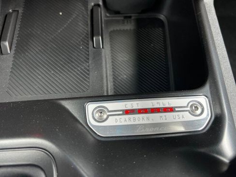 New 2025 Ford Bronco Heritage Edition image 13