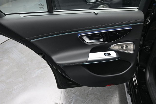 Used 2026 Mercedes-Benz E 53 AMG e 4MATIC Sedan image 17