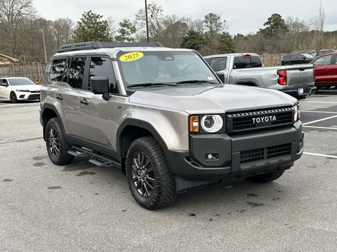 Used 2025 Toyota Land Cruiser 1958 image 3