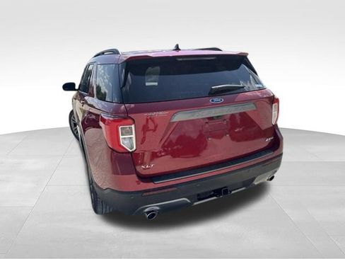 Used 2023 Ford Explorer XLT w/ Equipment Group 202A AWD/4WD image 51