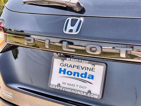 Certified 2023 Honda Pilot Elite image 8