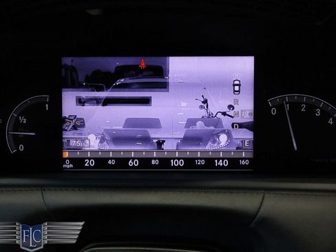 Used 2013 Mercedes-Benz CL 550 4MATIC image 36