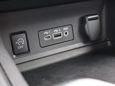 Used 2024 Nissan Sentra SV FWD image 23