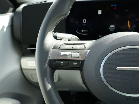 Certified 2024 Hyundai Kona SEL w/ Convenience Package image 29