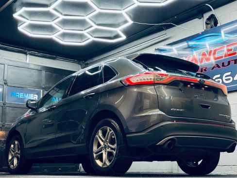 Used 2017 Ford Edge Titanium image 12