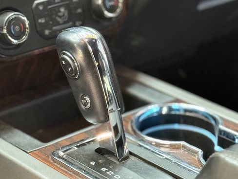 Used 2015 Ford Expedition EL Platinum image 22