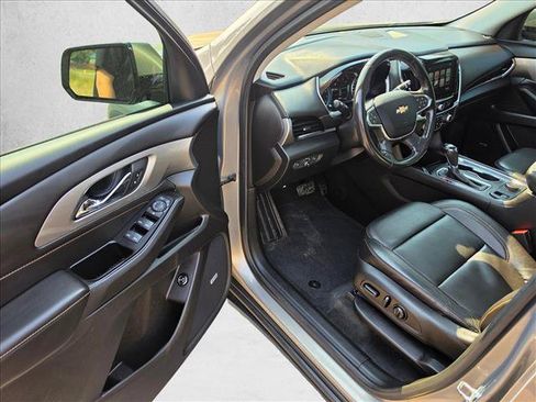 Used 2018 Chevrolet Traverse LT AWD/4WD image 23