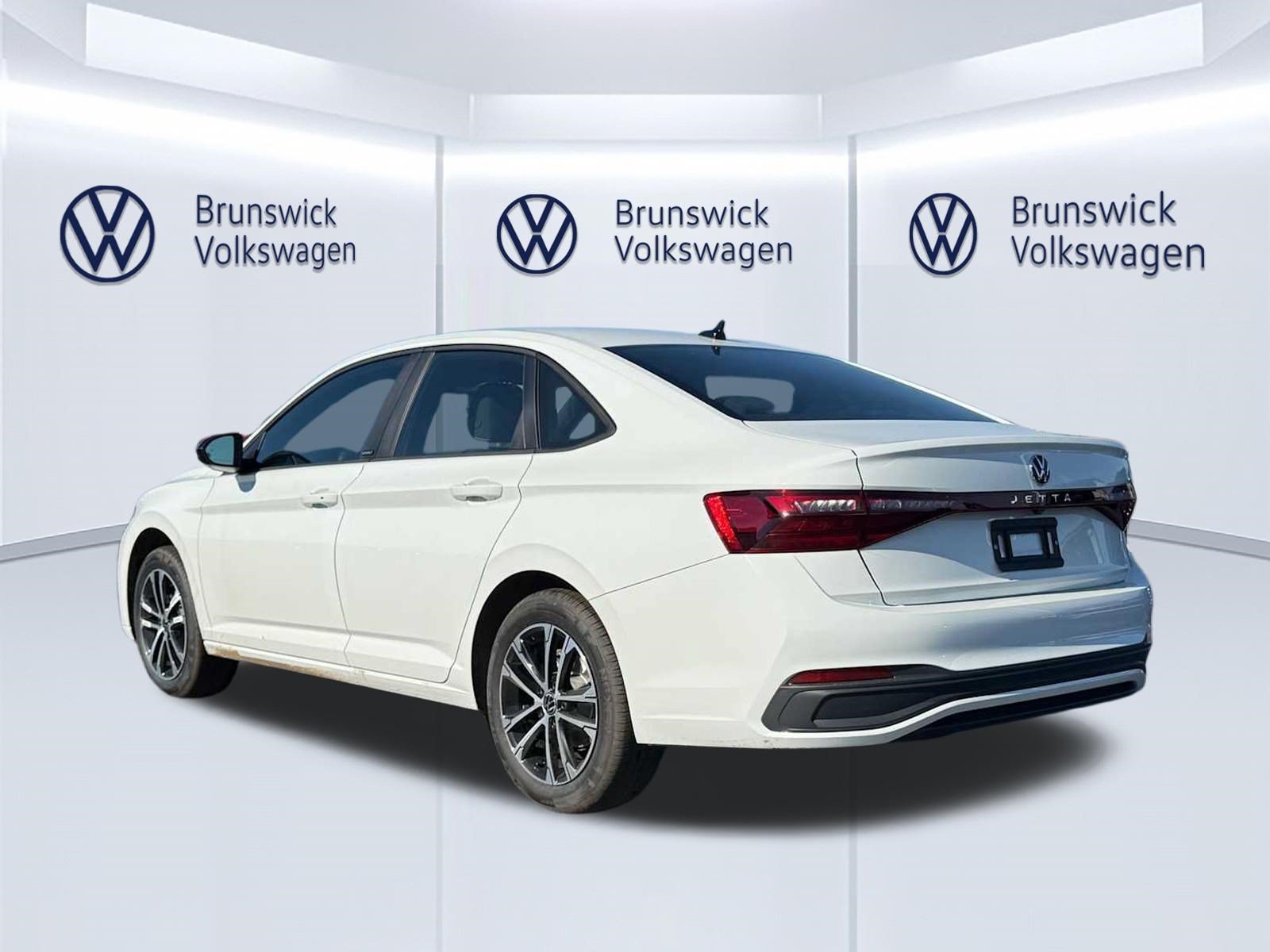 New 2027 Volkswagen Jetta Sport FWD image 4