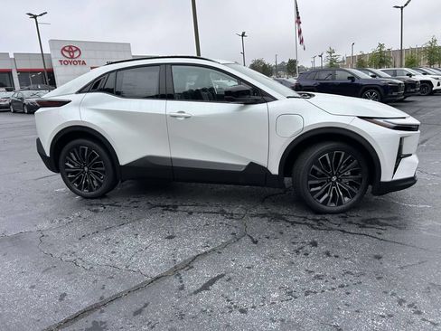 New 2026 Toyota C-HR AWD/4WD image 2