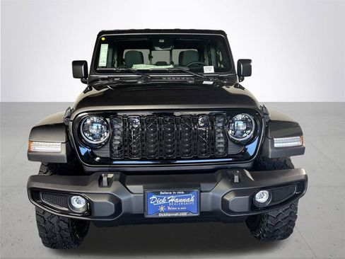 New 2025 Jeep Gladiator Willys image 3