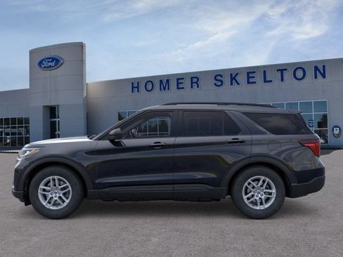 New 2026 Ford Explorer Active w/ Active Comfort Package RWD image 3