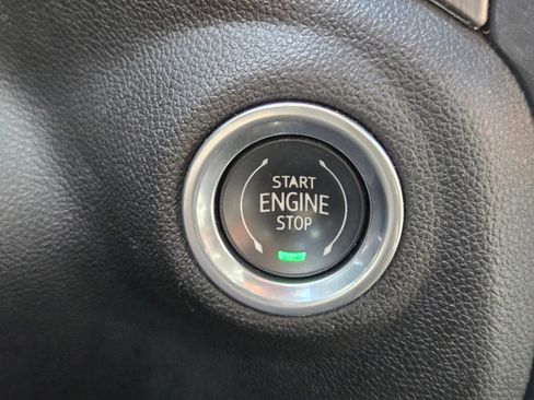 Used 2021 GMC Sierra 1500 Denali w/ Denali Ultimate Package RWD image 23