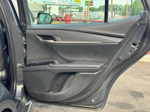 Used 2025 Toyota Camry SE FWD image 31