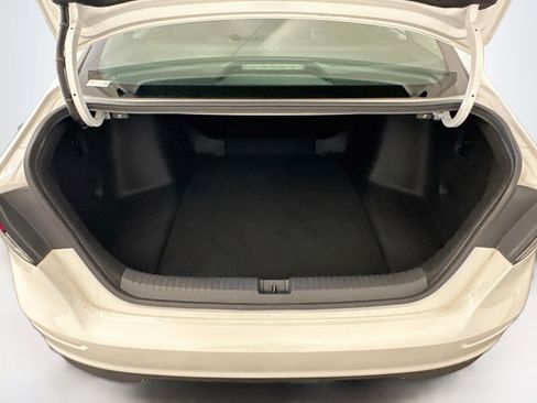 Used 2024 Honda Accord EX image 30