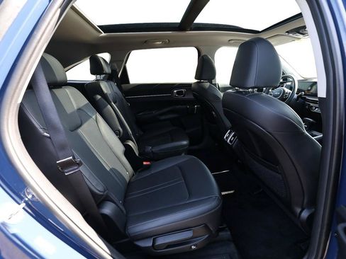 Certified 2024 Kia Sorento X-Line EX AWD/4WD image 24
