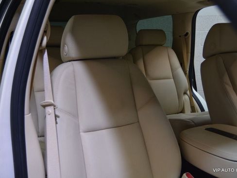 Used 2007 Cadillac Escalade AWD w/ Information Package image 20