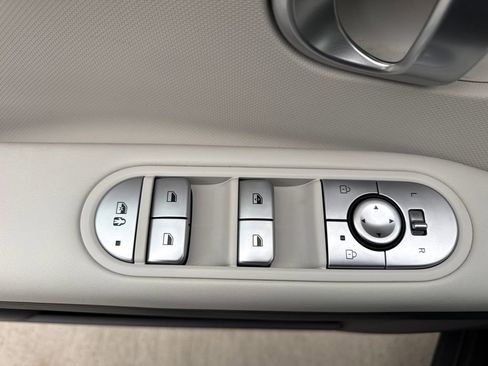 Used 2023 Hyundai Ioniq 5 SE w/ Cargo Package image 15