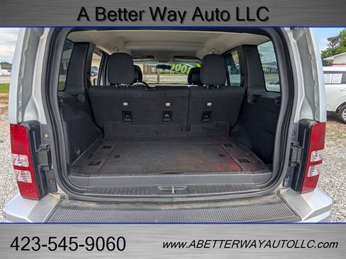Used 2012 Jeep Liberty Sport RWD image 18