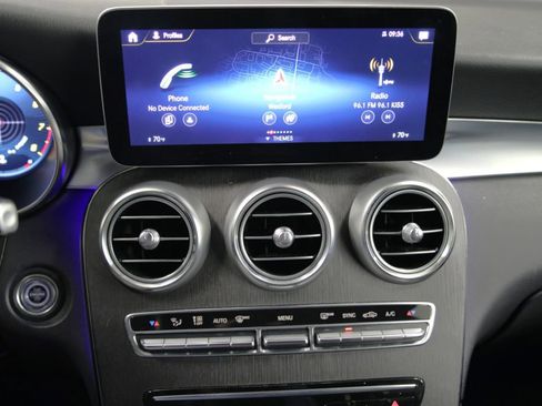 Certified 2022 Mercedes-Benz GLC 300 4MATIC image 18