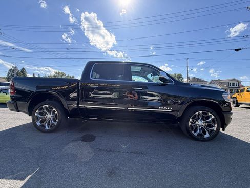 Used 2022 RAM 1500 Limited AWD/4WD image 4