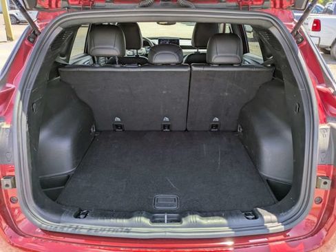 Used 2025 Jeep Compass Trailhawk AWD/4WD image 13