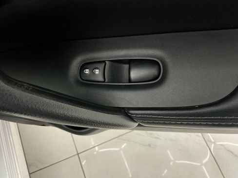 Used 2019 Nissan Rogue Sport S AWD/4WD image 38