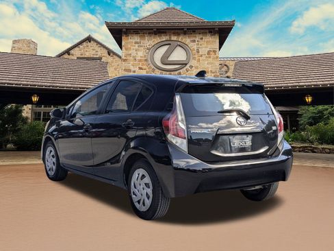 Used 2016 Toyota Prius C Two FWD image 3