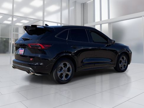 Used 2023 Ford Escape ST-Line w/ Tech Pack #1 FWD image 6