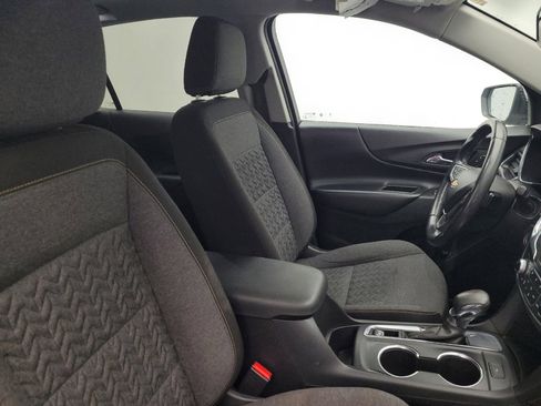 Used 2022 Chevrolet Equinox LT FWD image 21