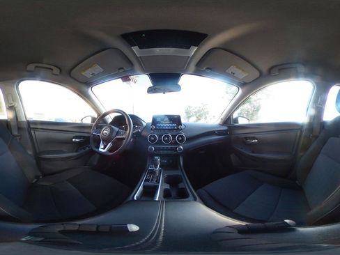 Used 2025 Nissan Sentra SV FWD image 41