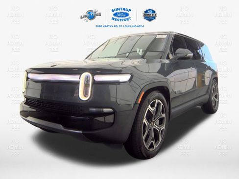 Used 2025 Rivian R1S Adventure AWD/4WD image 14