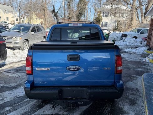 Used 2010 Ford Explorer Sport Trac XLT AWD/4WD image 4