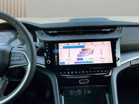 New 2026 Jeep Grand Cherokee L Limited AWD/4WD image 11