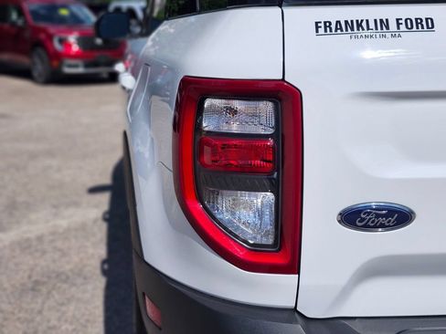 Certified 2025 Ford Bronco Sport Outer Banks w/ Outer Banks Tech Package+ AWD/4WD image 9