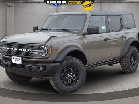 New 2026 Ford Bronco Badlands image 1