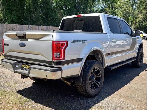 Used 2017 Ford F150 XLT w/ Equipment Group 302A Luxury AWD/4WD image 10