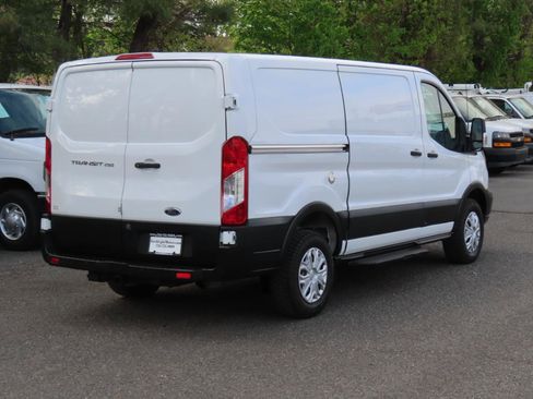 Used 2019 Ford Transit 250 130 Low Roof image 15
