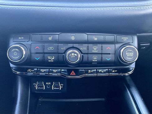 Used 2022 Dodge Durango GT image 32