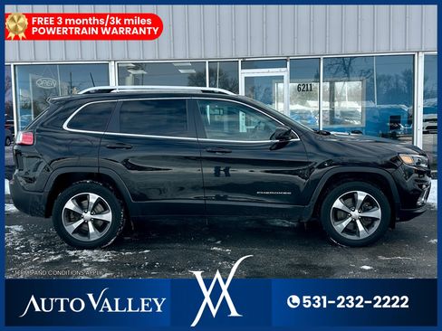 Used 2019 Jeep Cherokee Limited image 8