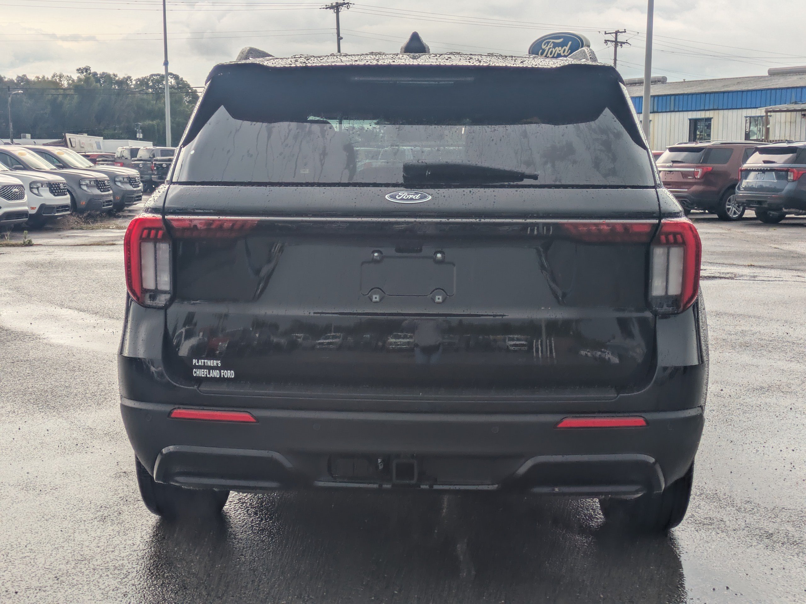 New 2026 Ford Explorer ST-Line w/ ST-Line Street Pack RWD image 5