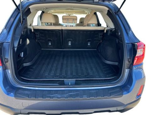 Used 2017 Subaru Outback 2.5i Limited w/ Popular Package #5 AWD/4WD image 18
