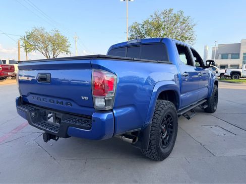 Used 2016 Toyota Tacoma Limited w/ Towing Package image 3