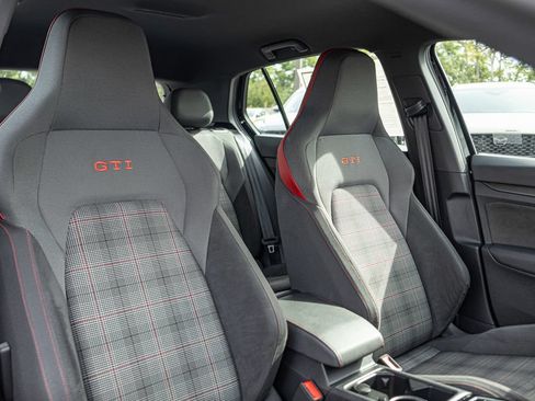 Used 2024 Volkswagen GTI S FWD image 31