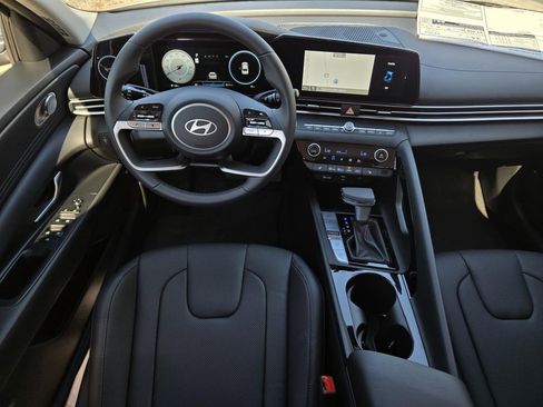 New 2026 Hyundai Elantra Limited image 20
