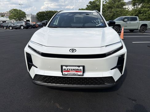 New 2026 Toyota C-HR AWD/4WD image 2
